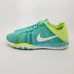 Nike Free TR 6 Training Shoes Size 8.5